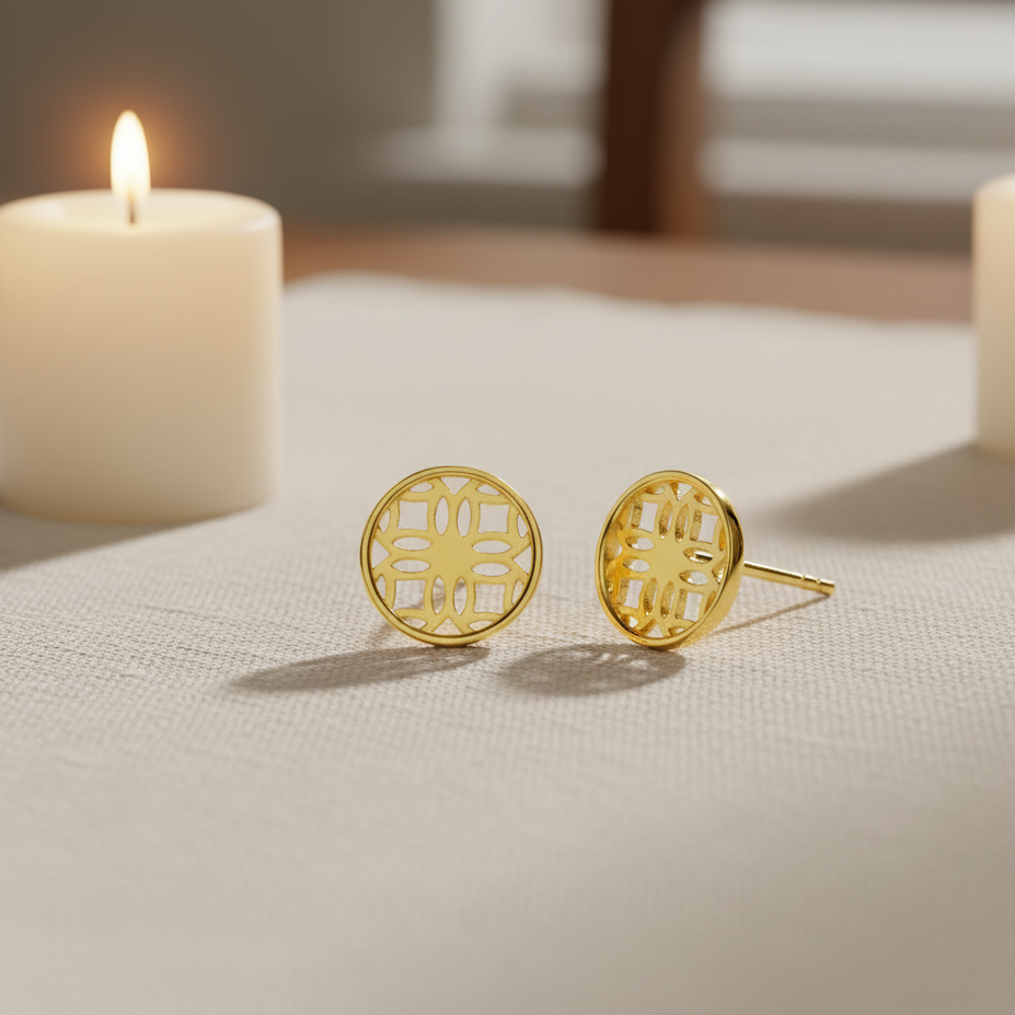 Gold Stud Earrings with Round Filigree