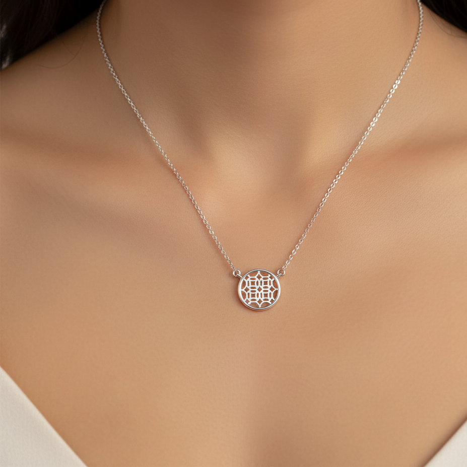 Silver Round Lace Filigree Necklace