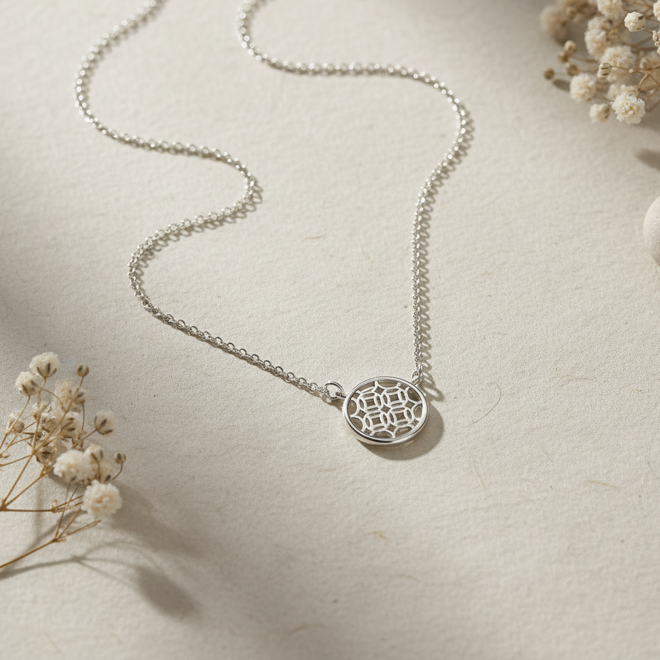 Silver Round Lace Filigree Necklace