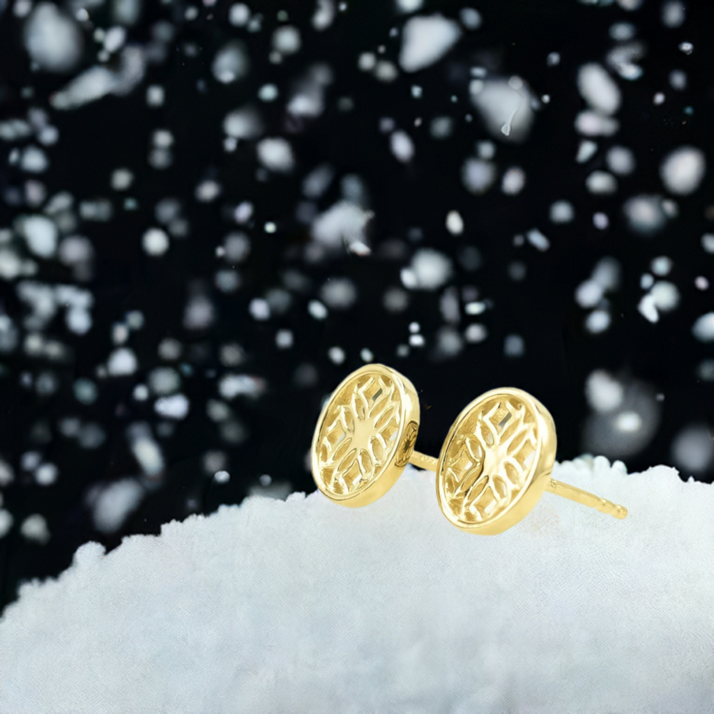 Gold Stud Earrings with Round Filigree