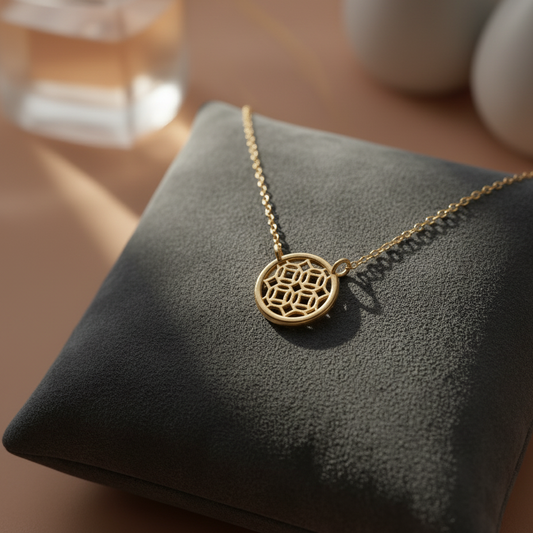 Gold Round Lace Filigree Necklace