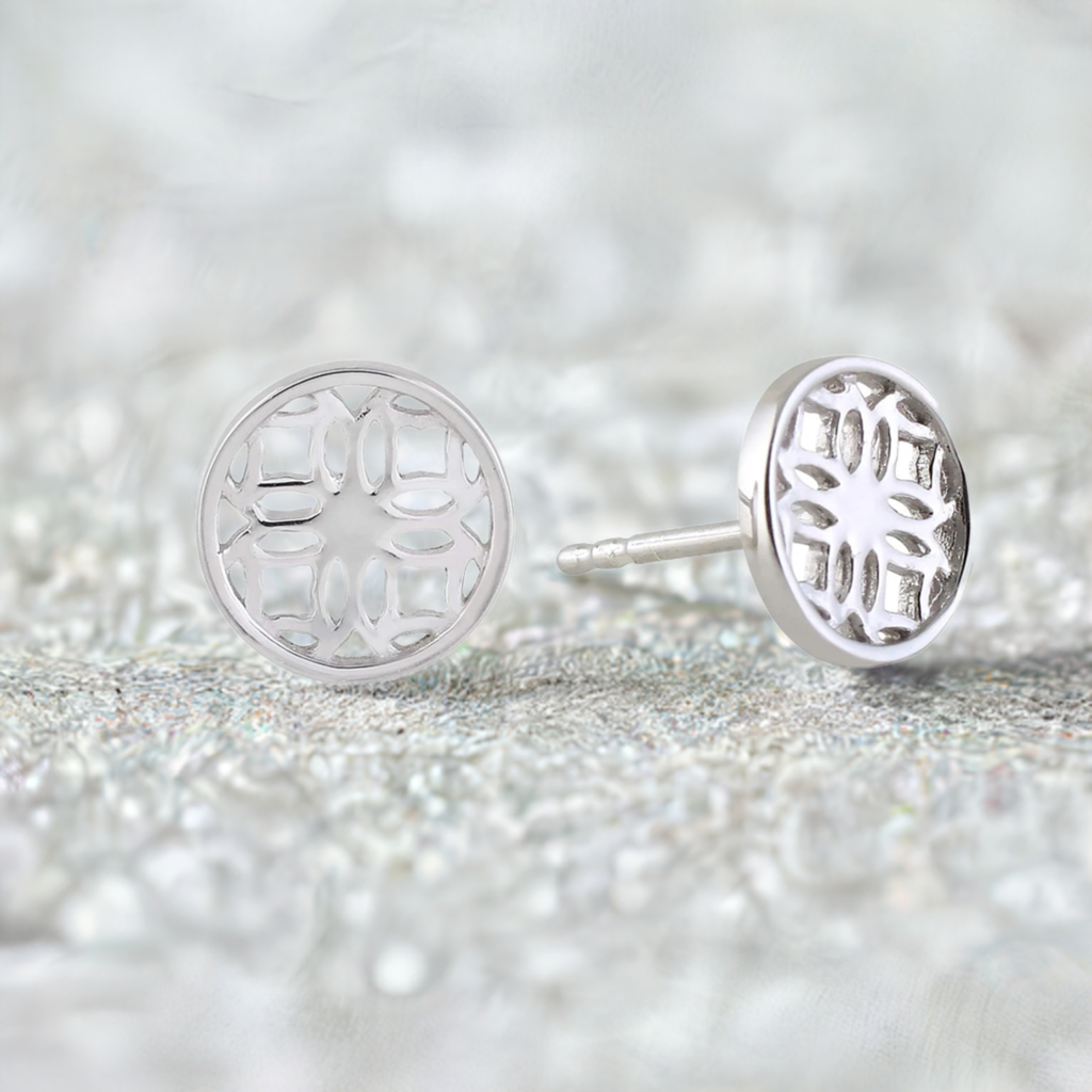 Silver Stud Earrings with Round Filigree