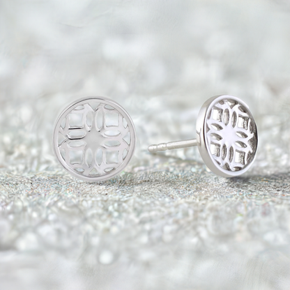 Silver Stud Earrings with Round Filigree