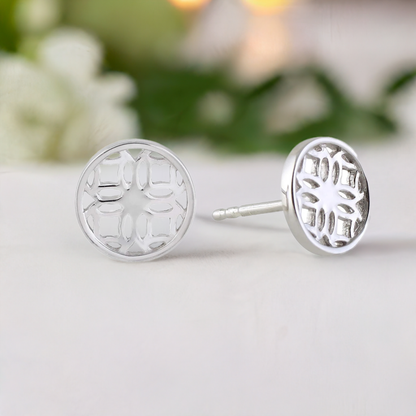 Silver Stud Earrings with Round Filigree