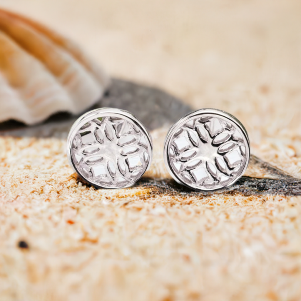 Silver Stud Earrings with Round Filigree