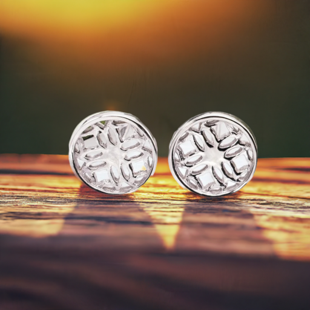 Silver Stud Earrings with Round Filigree