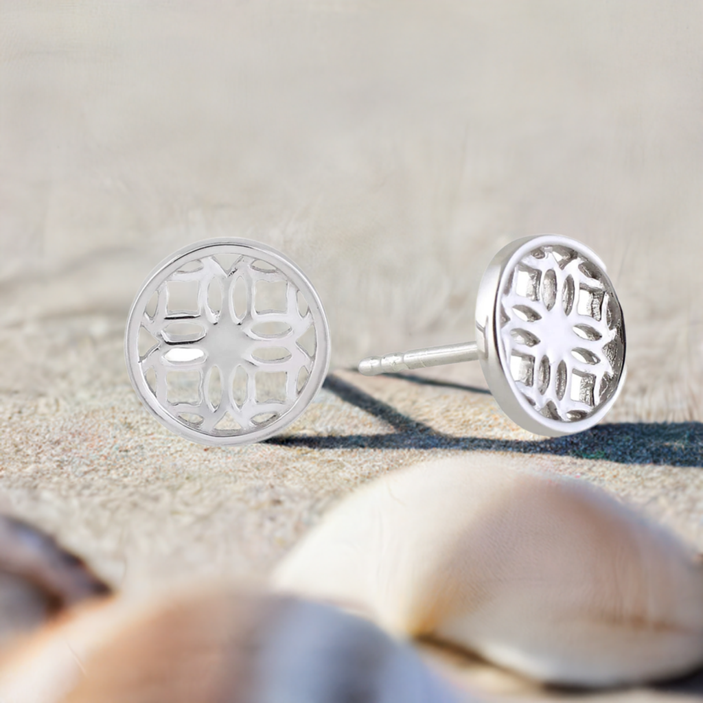 Silver Stud Earrings with Round Filigree