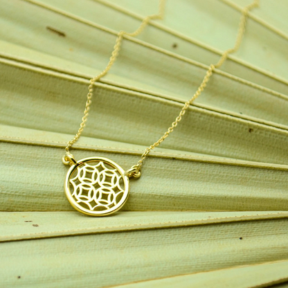 Gold Round Lace Filigree Necklace