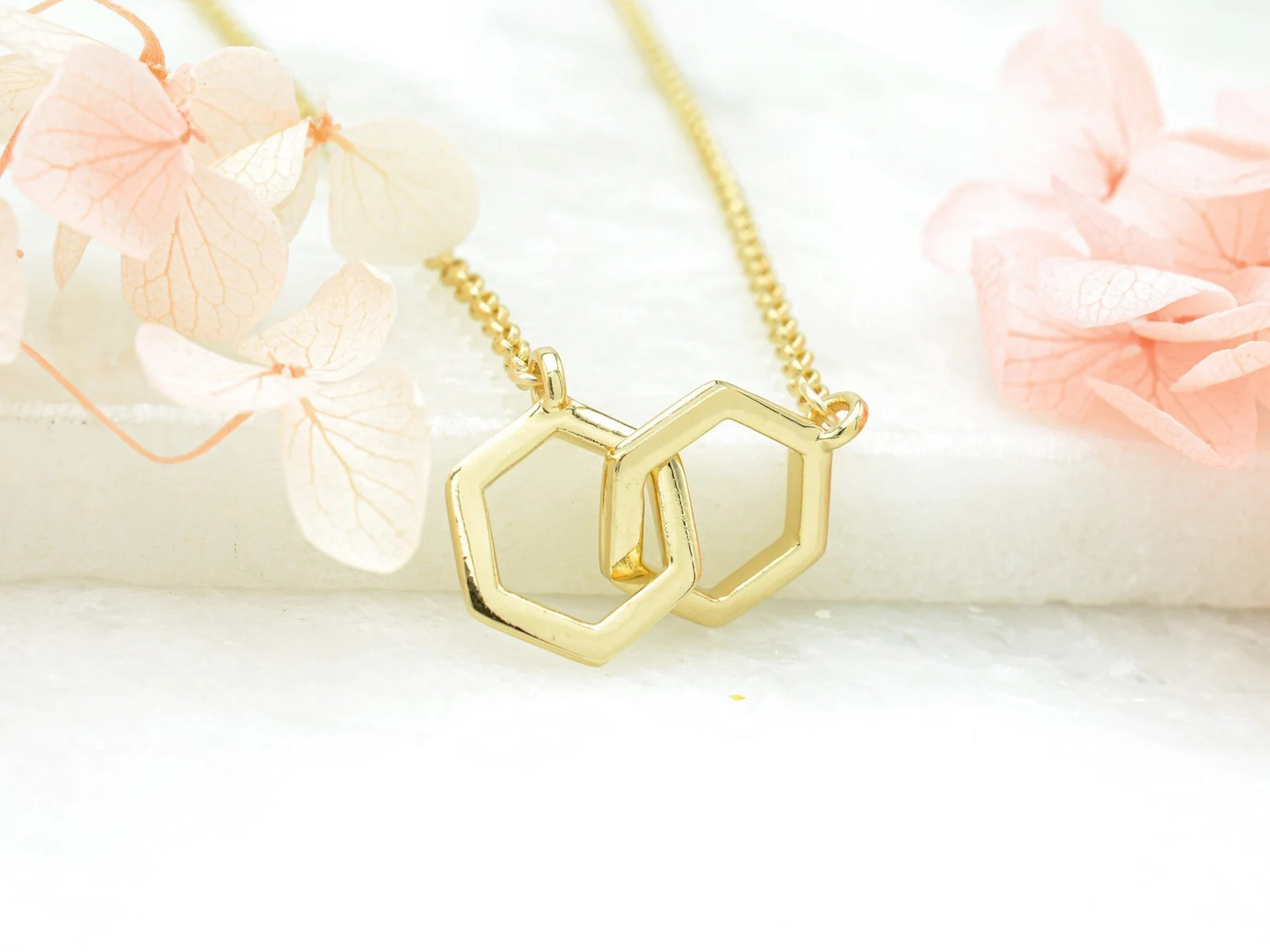 Gold Interlocking Hex Necklace